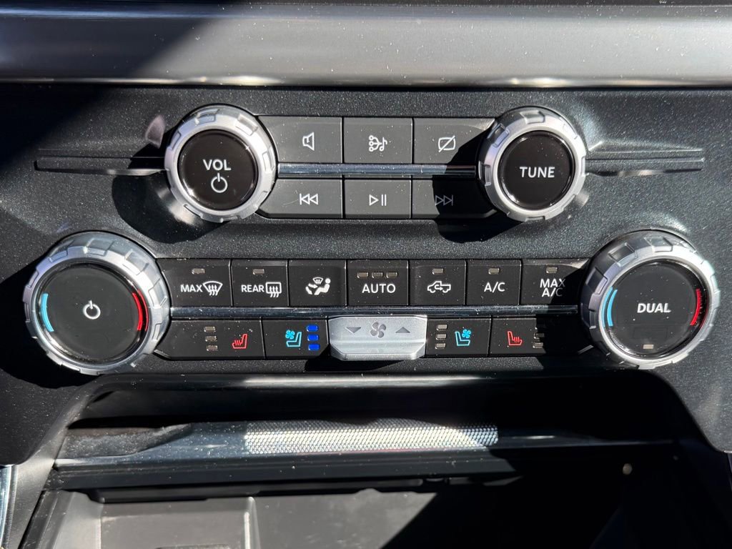 Certified 2023 Ford F150 Lariat image 28