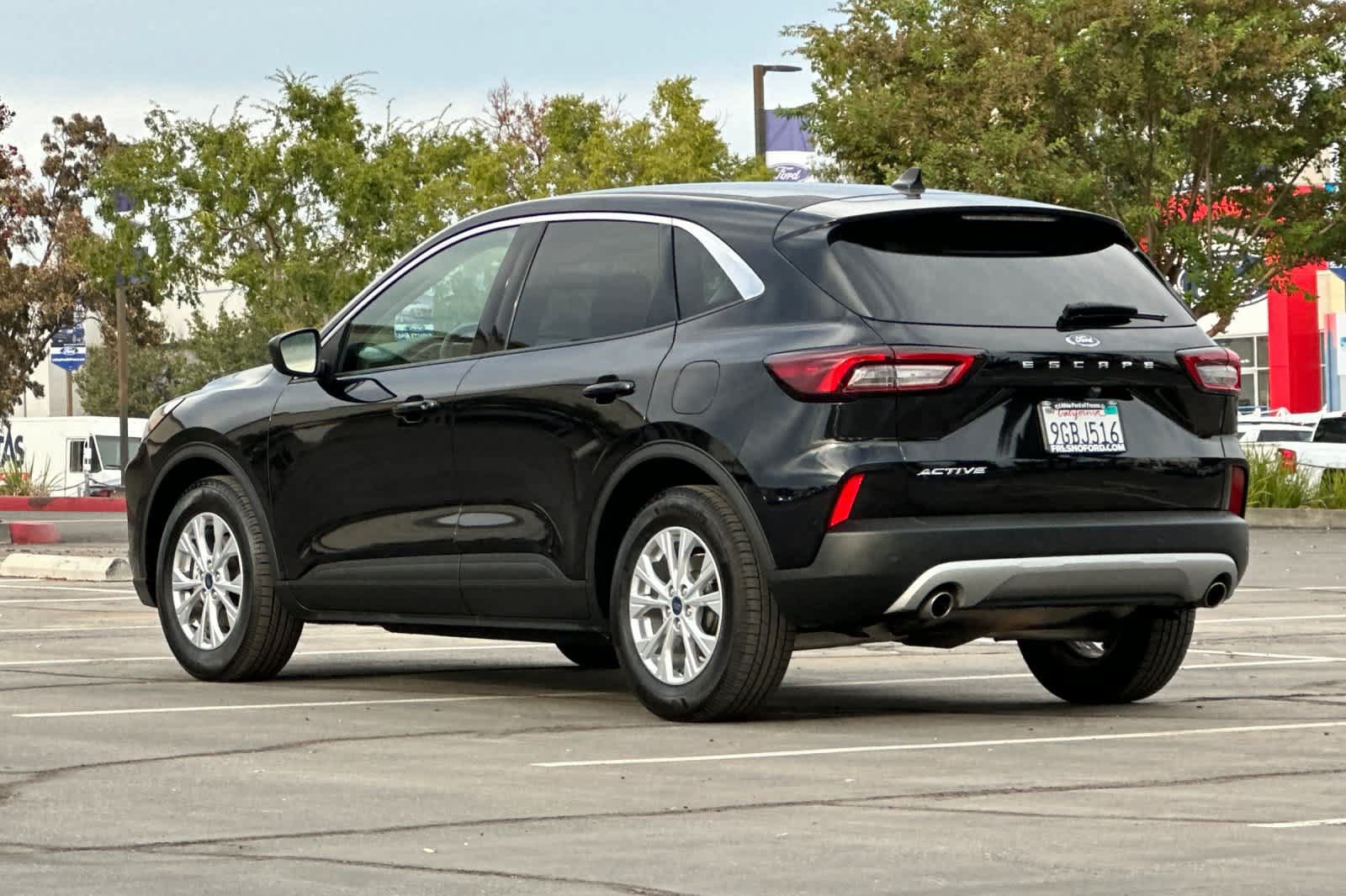 Certified 2023 Ford Escape Active w/ Cold Weather Package FWD image 7