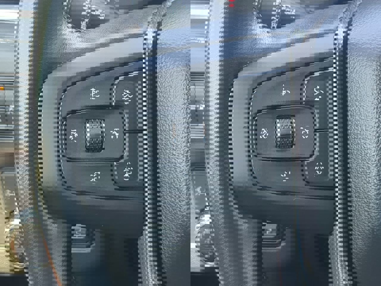 Used 2023 GMC Yukon XL Denali Ultimate image 24