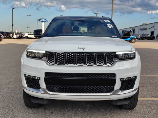 Used 2023 Jeep Grand Cherokee L Summit AWD/4WD image 8