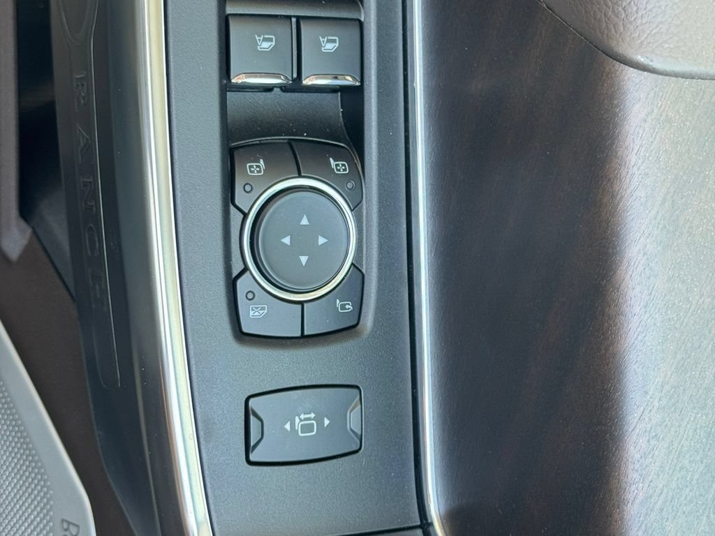 Certified 2025 Ford F150 King Ranch AWD/4WD image 21