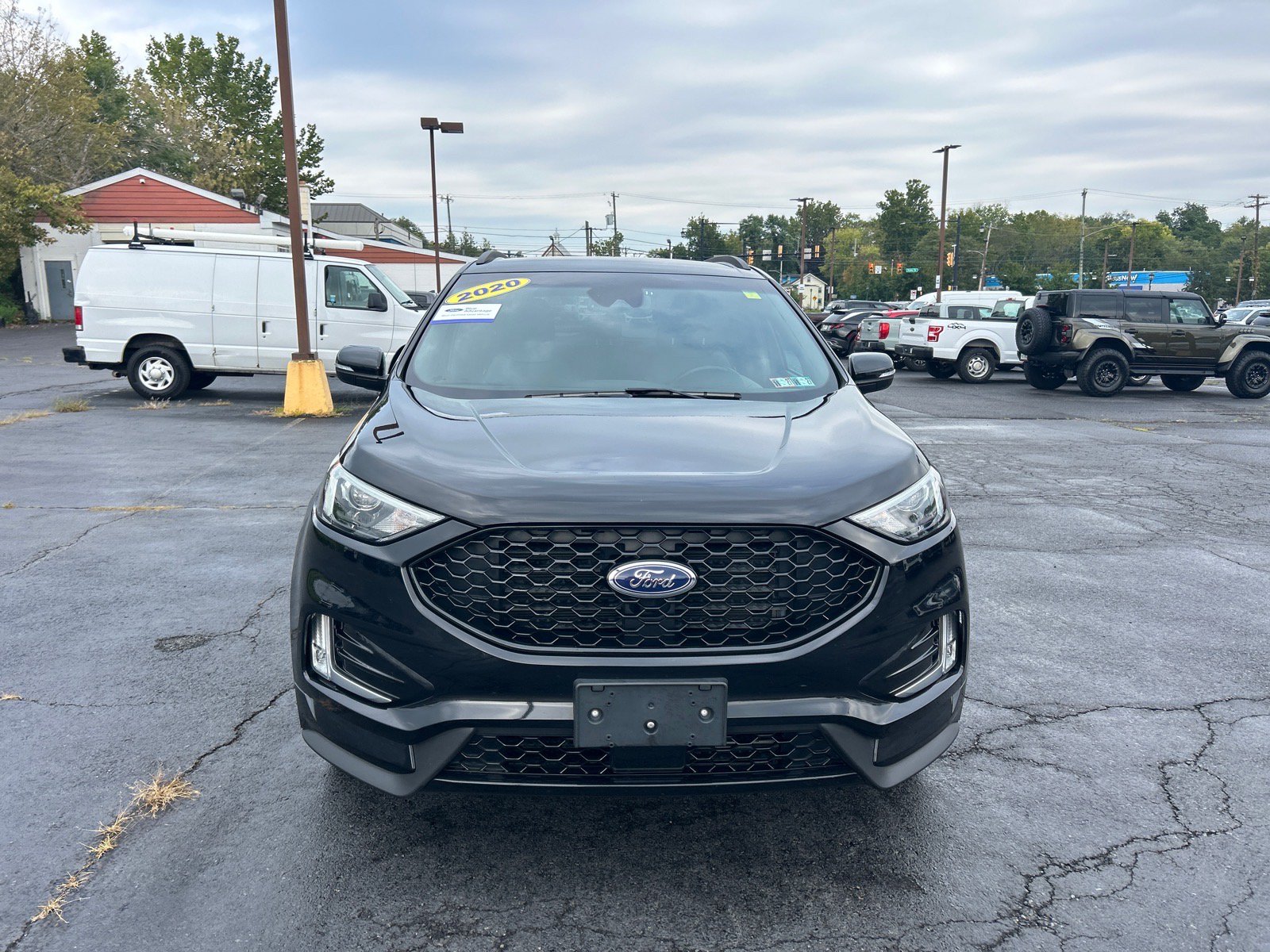 Certified 2020 Ford Edge ST-Line w/ Cold Weather Package AWD/4WD image 22