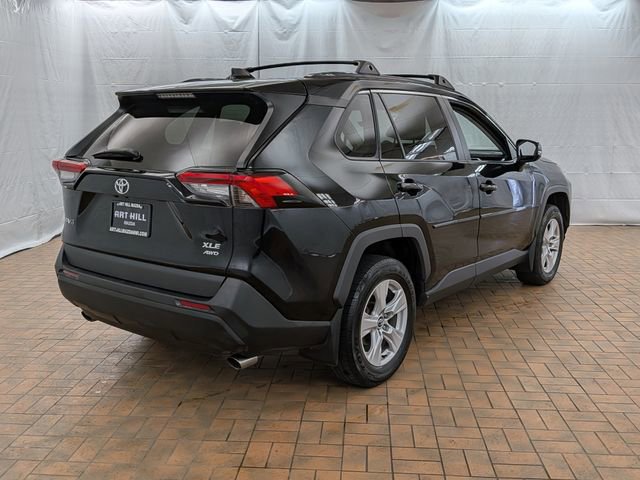 Used 2021 Toyota RAV4 XLE w/ Convenience Package AWD/4WD image 5
