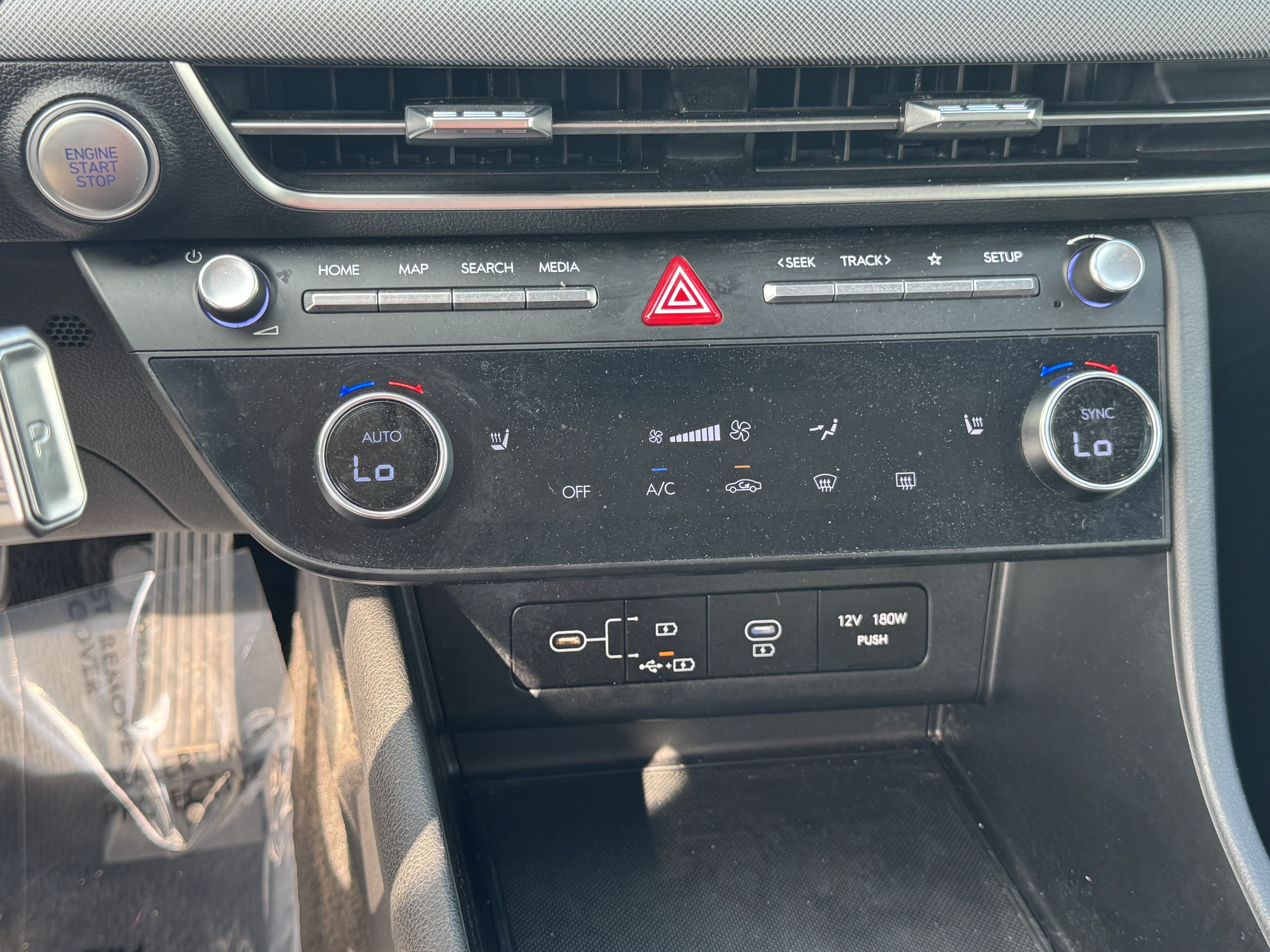 Used 2025 Hyundai Sonata SEL FWD image 28