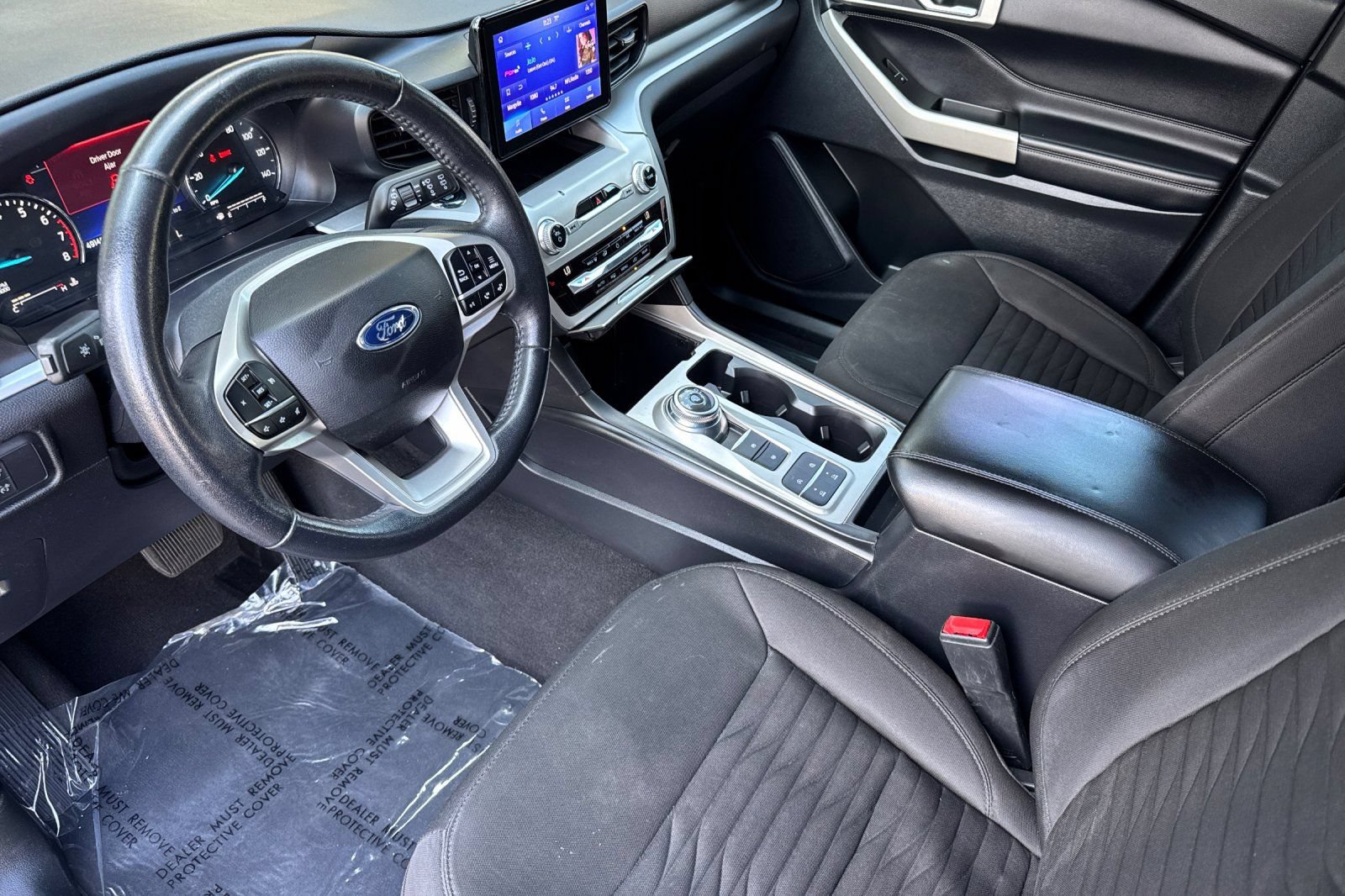 Certified 2021 Ford Explorer XLT RWD image 11
