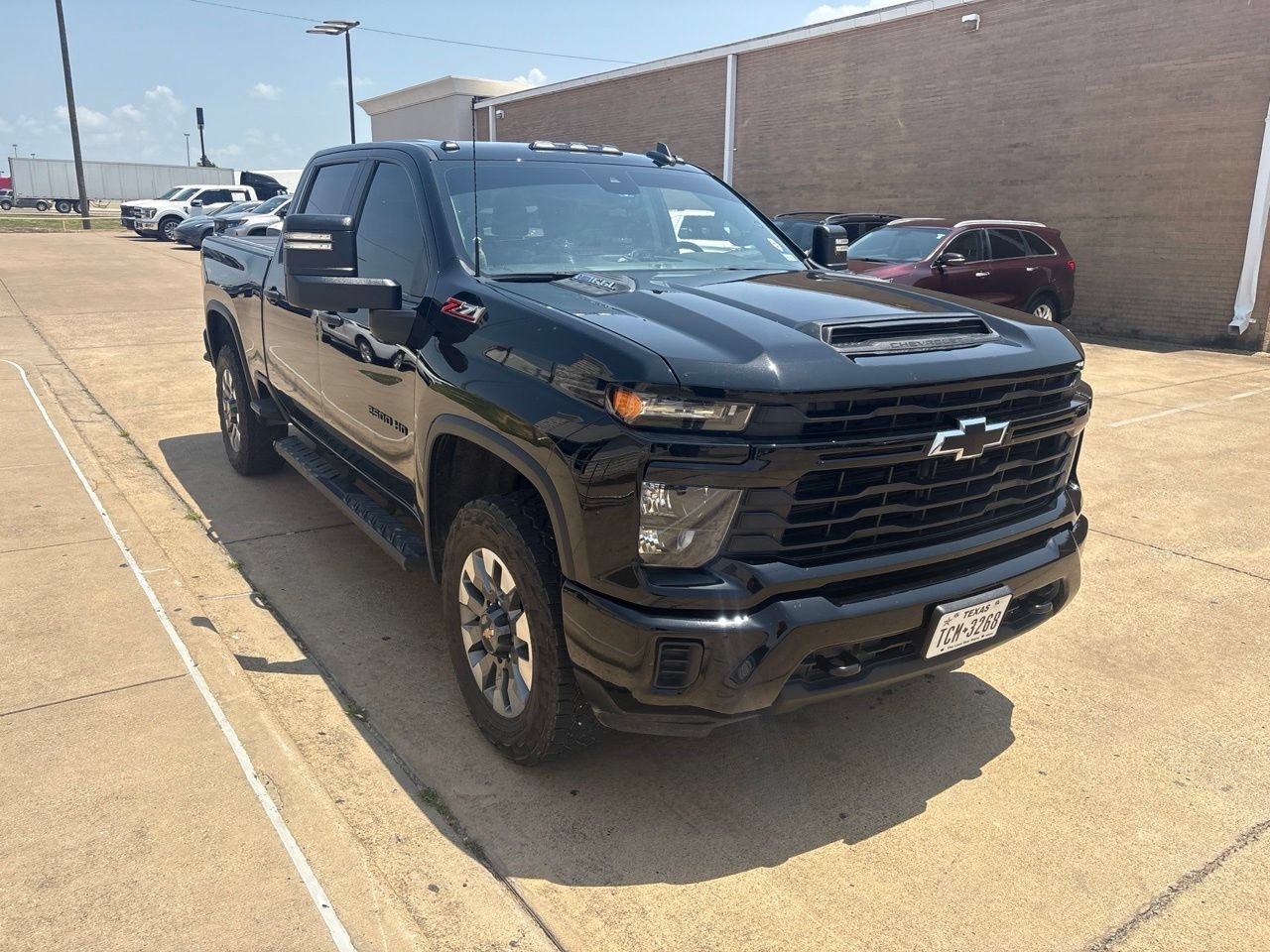 Used 2024 Chevrolet Silverado 2500 Custom w/ Custom Value Package AWD/4WD image 4