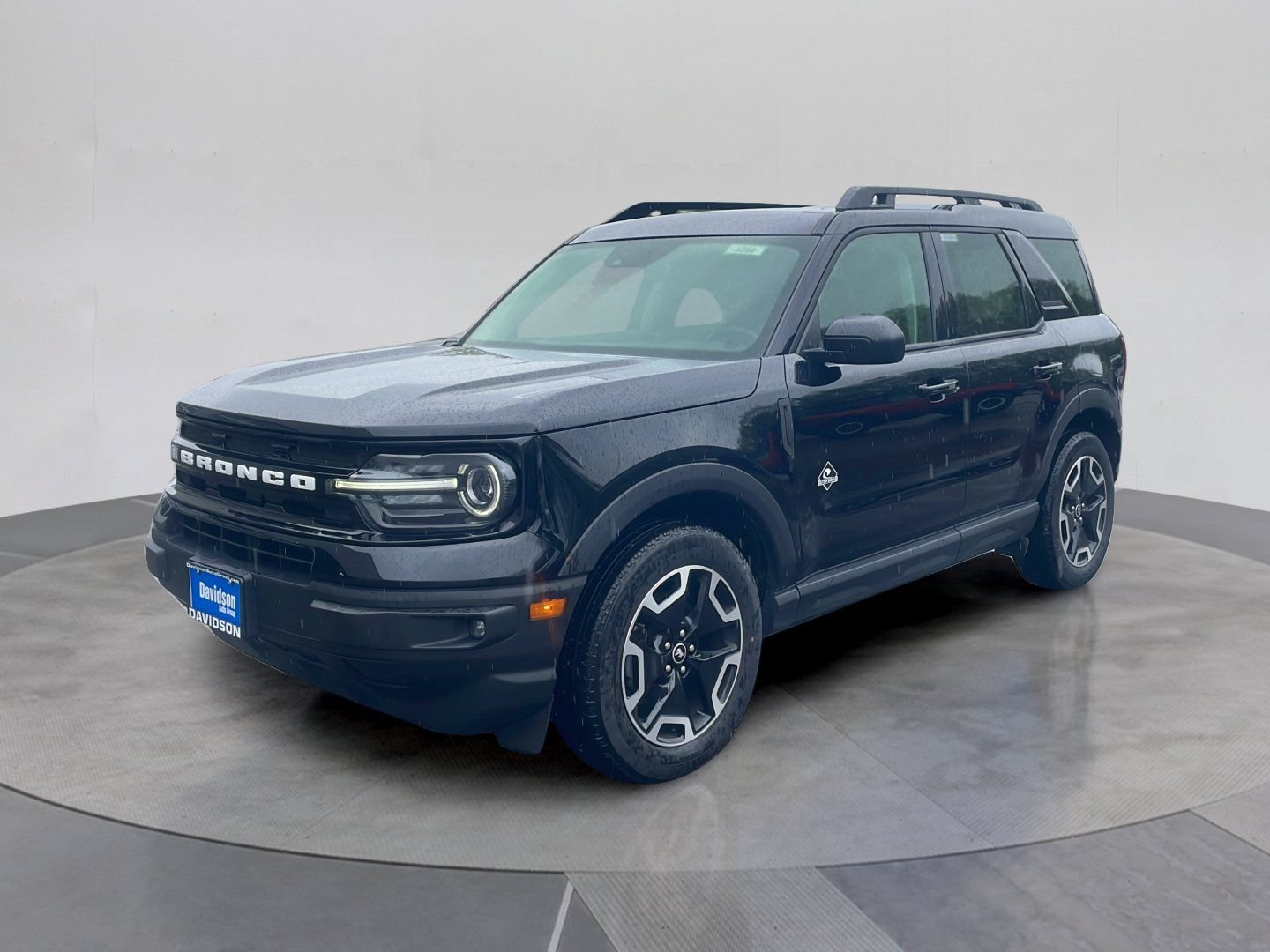 Certified 2023 Ford Bronco Sport Outer Banks w/ Tech Package AWD/4WD image 1