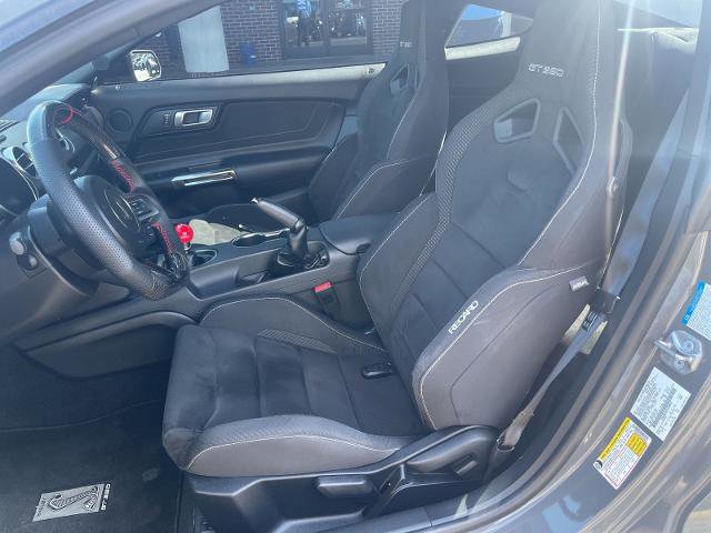 Certified 2018 Ford Mustang Shelby GT350 w/ Electronics Package RWD image 4