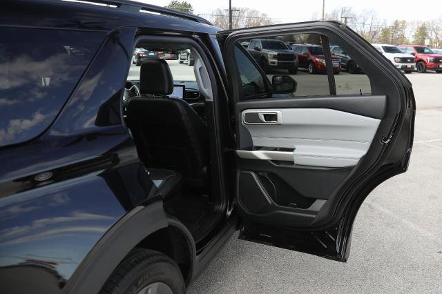 Certified 2023 Ford Explorer XLT w/ Equipment Group 202A image 35