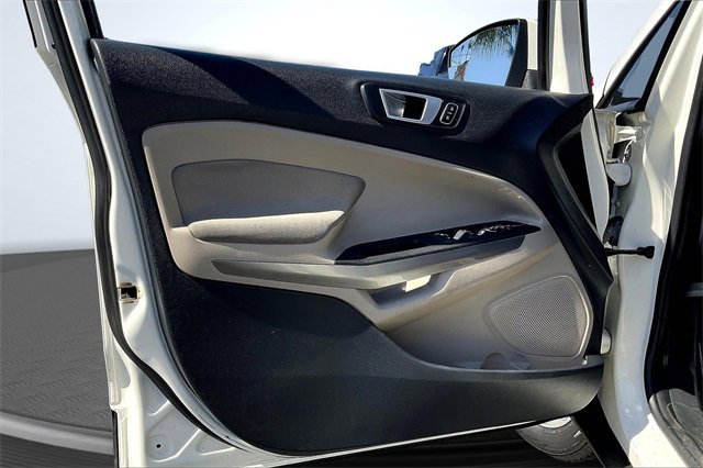 Certified 2018 Ford EcoSport SE image 23