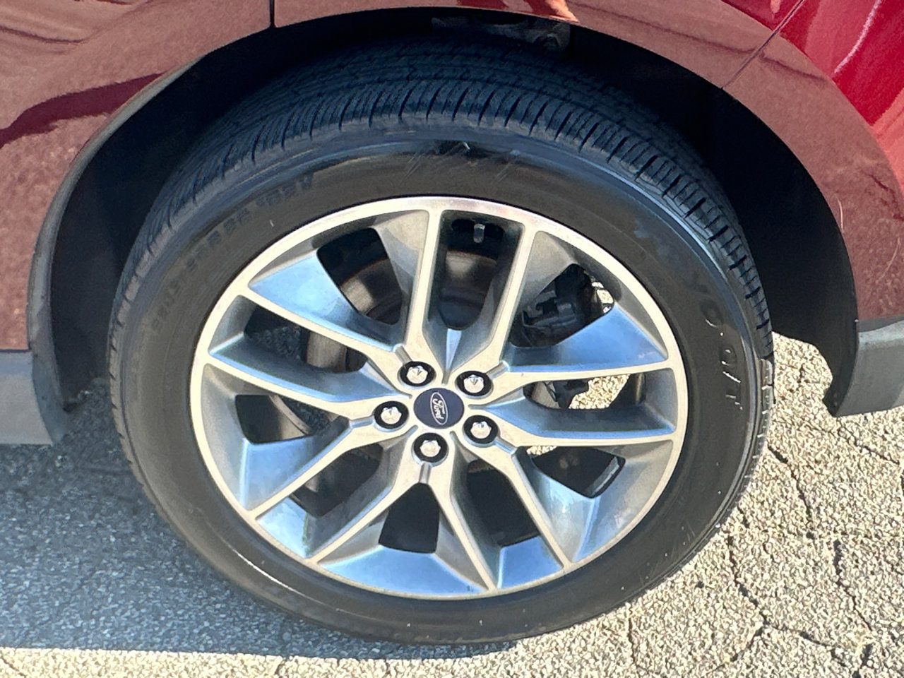 Certified 2017 Ford Edge Titanium w/ Equipment Group 301A AWD/4WD image 22