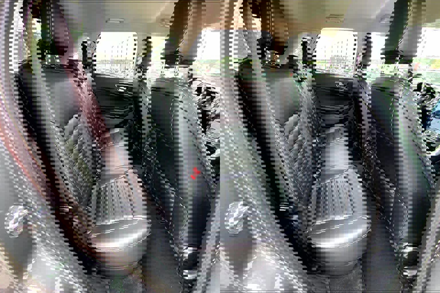 Certified 2024 Ford Edge SEL image 19