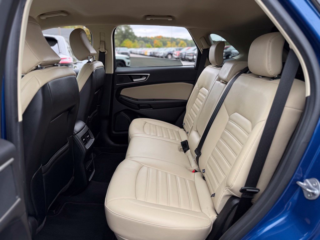 Certified 2023 Ford Edge SEL AWD/4WD image 12