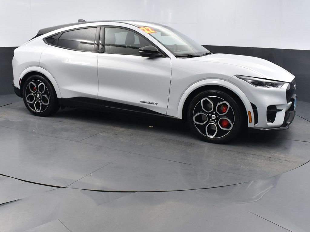 Certified 2022 Ford Mustang Mach-E GT image 3