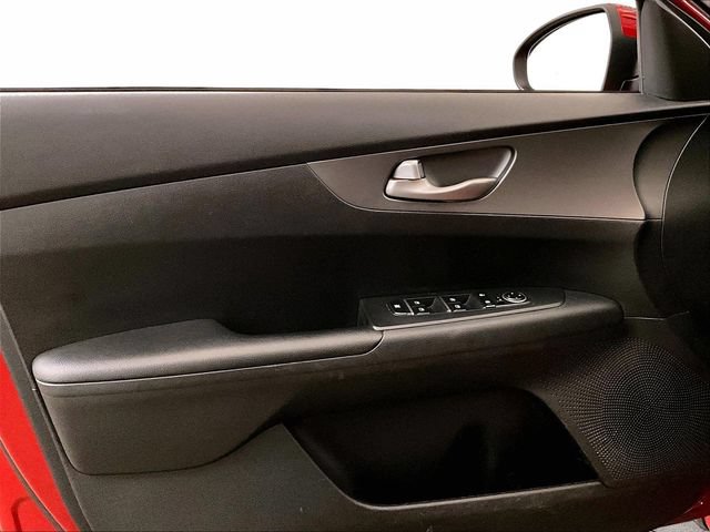 Used 2019 Kia Forte LXS FWD image 22
