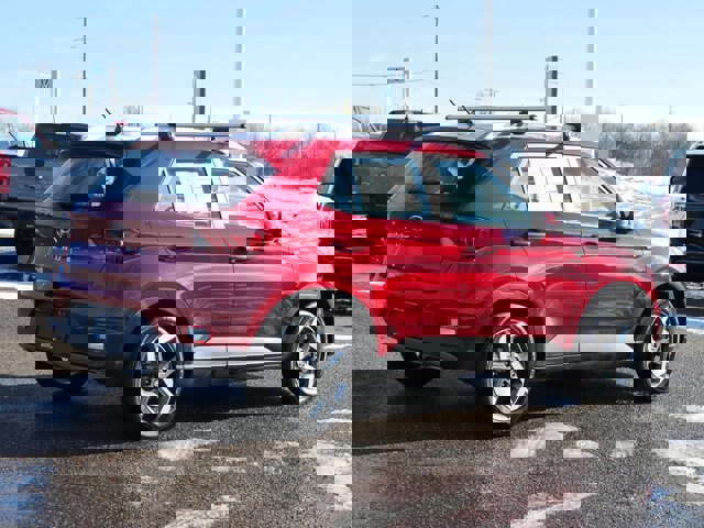 Used 2024 Hyundai Venue Limited image 5