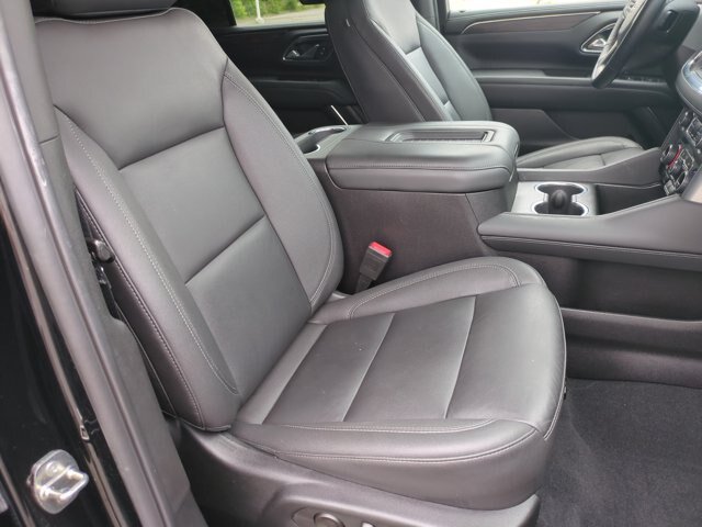 Used 2023 Chevrolet Tahoe Z71 w/ Luxury Package AWD/4WD image 38