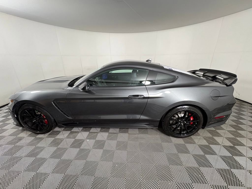 Certified 2020 Ford Mustang Shelby GT350 w/ Technology Package image 2