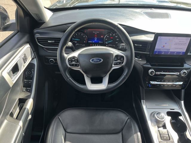Certified 2023 Ford Explorer Limited w/ Equipment Group 301A image 10