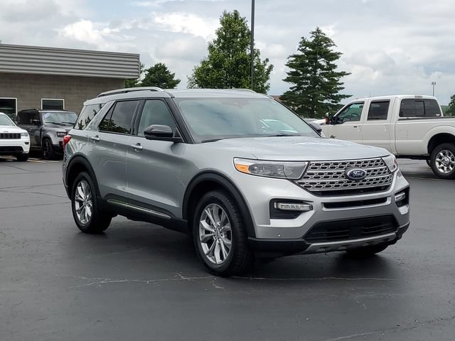Certified 2023 Ford Explorer Limited w/ Equipment Group 301A AWD/4WD image 2