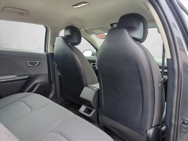 Used 2025 Kia K4 FWD image 21