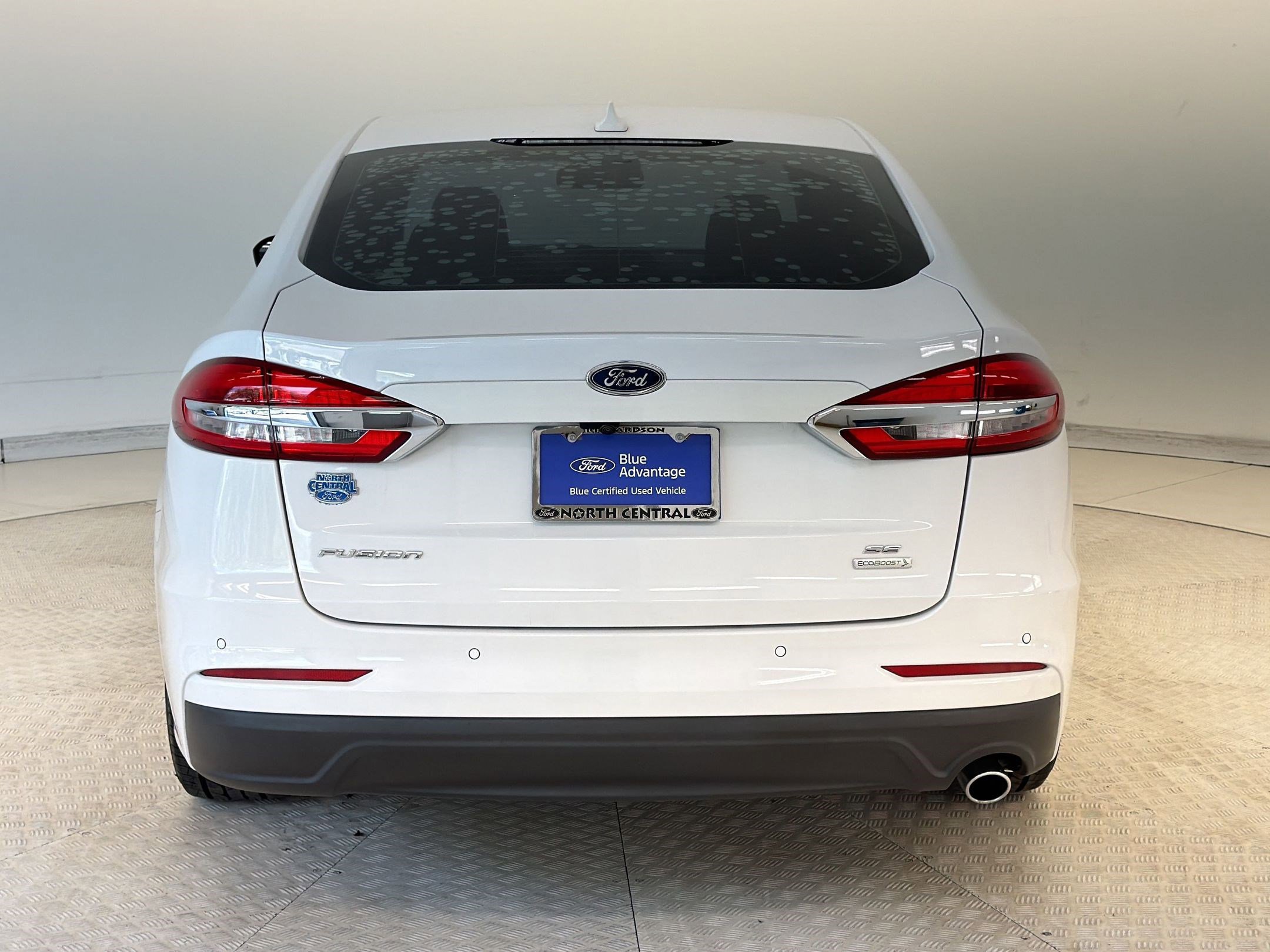 Certified 2020 Ford Fusion SE image 4