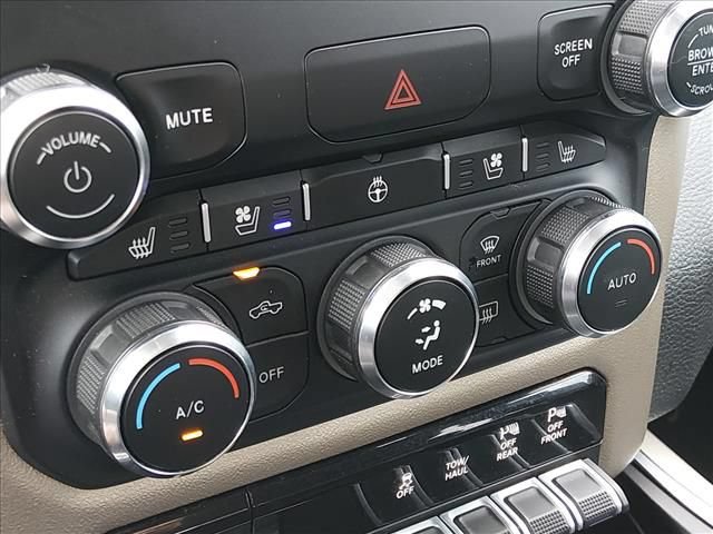 Used 2022 RAM 1500 Laramie AWD/4WD image 21