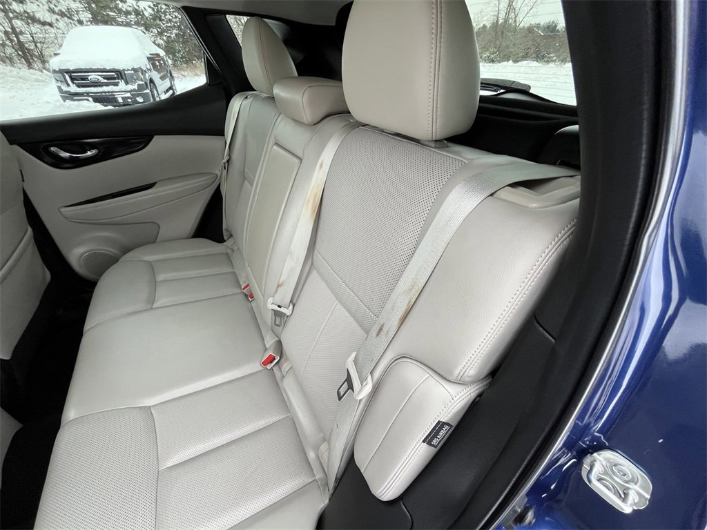 Used 2022 Nissan Rogue Sport SL image 21