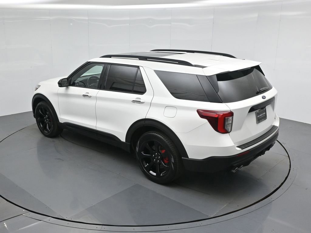 Certified 2021 Ford Explorer ST w/ Equipment Group 401A image 18