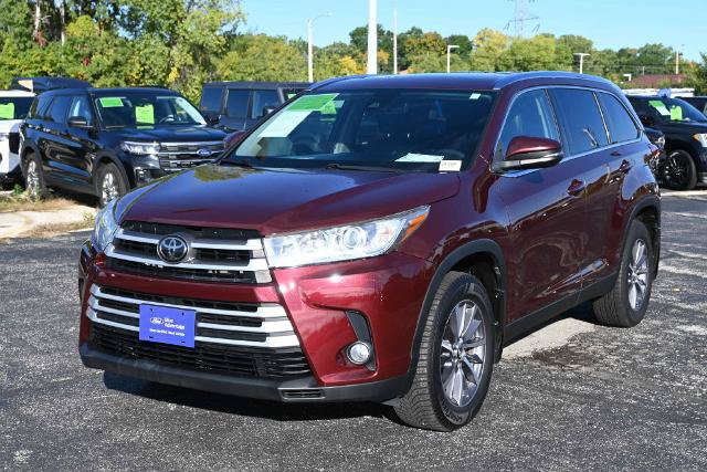 Used 2019 Toyota Highlander XLE AWD/4WD image 5