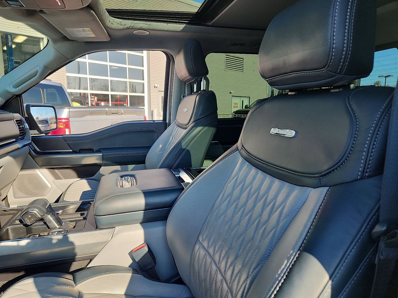 Certified 2022 Ford F150 Limited image 23