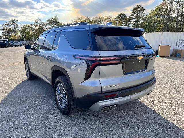 Used 2026 Chevrolet Traverse LT w/ LPO, Floor Liner Package FWD image 5