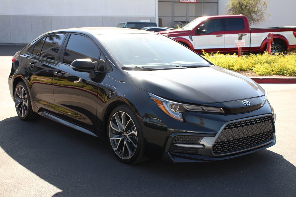 Used 2020 Toyota Corolla SE w/ Carpet Mat Package (TMS) FWD image 11