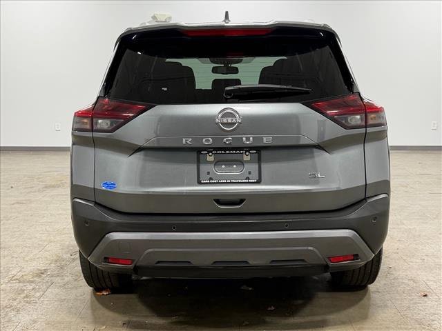 Used 2023 Nissan Rogue SL image 5