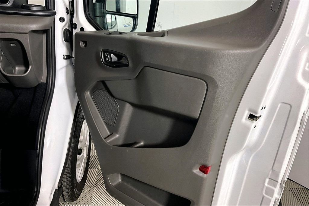 Certified 2024 Ford Transit 350 XLT RWD image 18