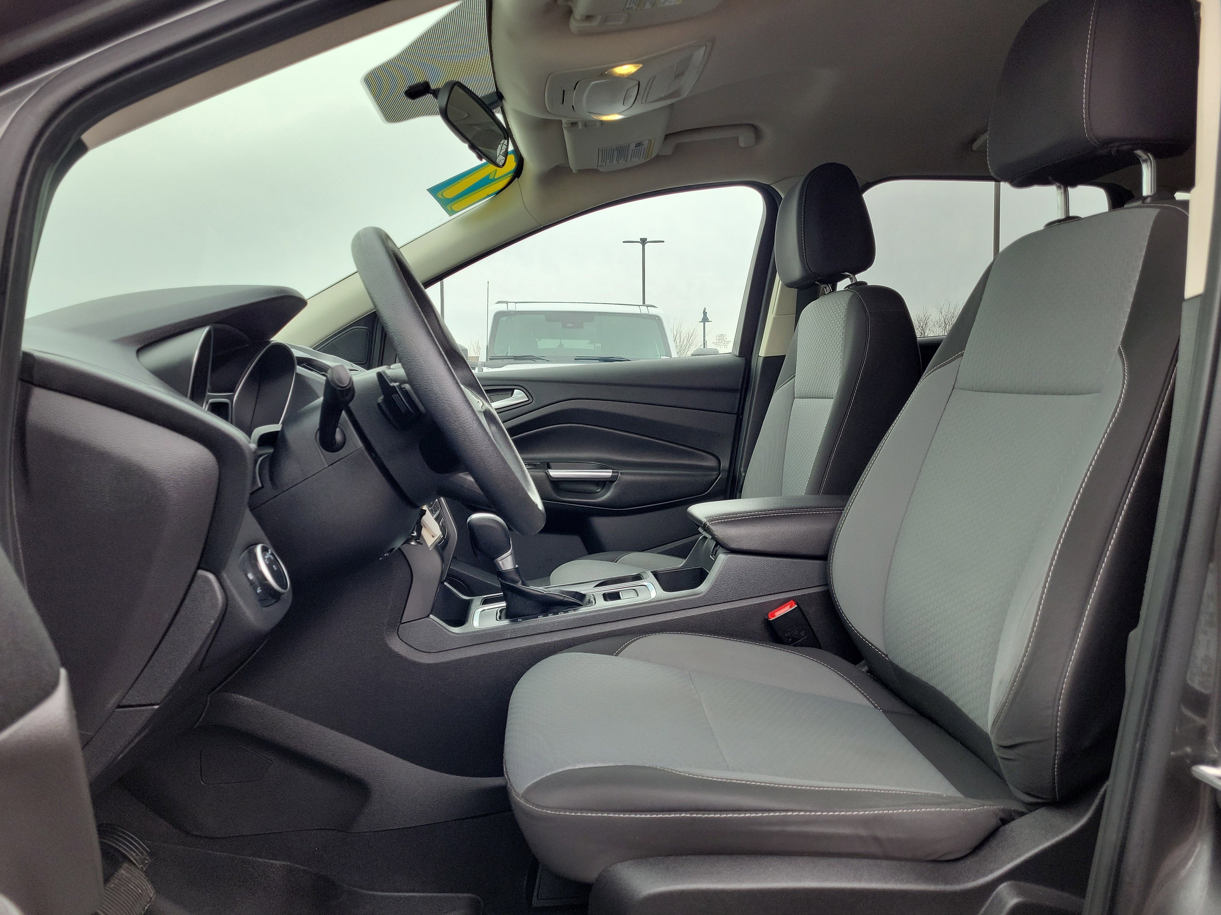 Certified 2017 Ford Escape SE image 18