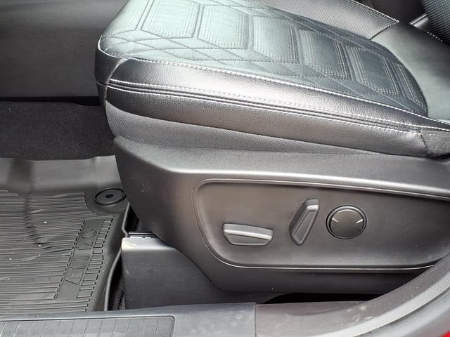 Certified 2023 Ford Escape Platinum w/ Premium Technology Package AWD/4WD image 16