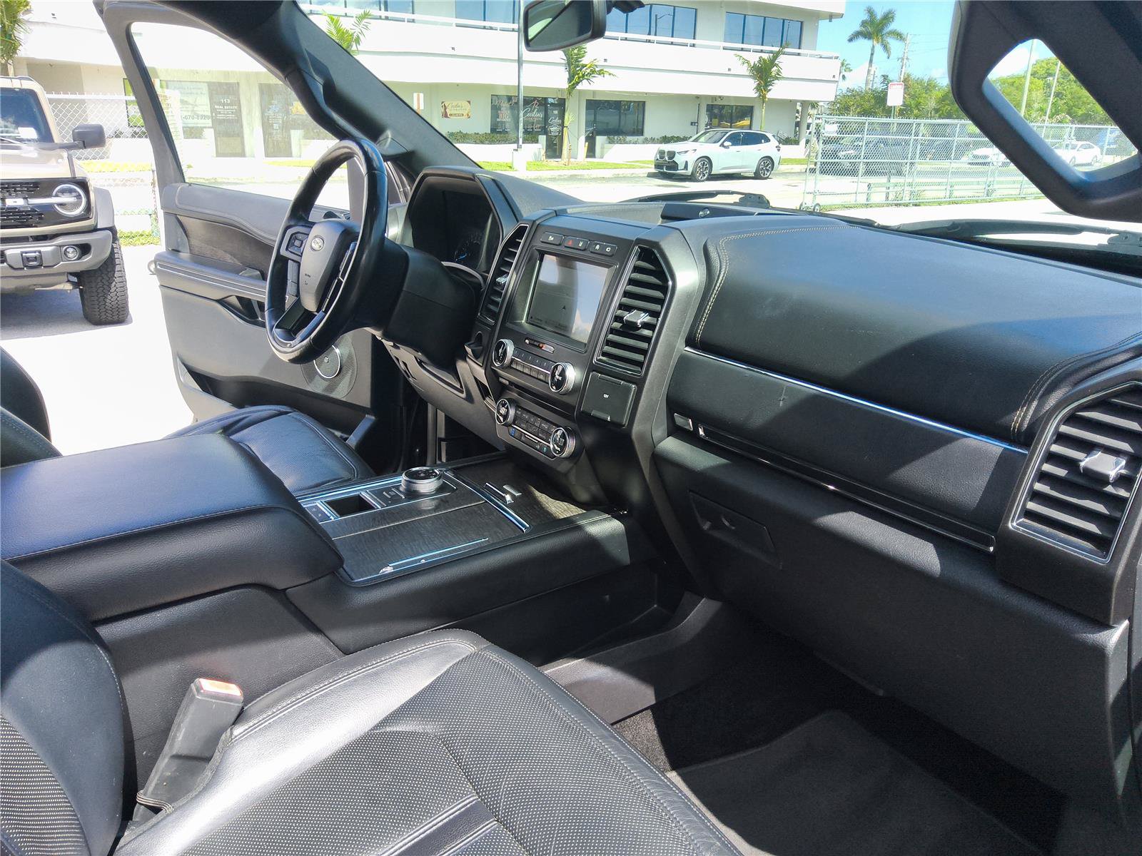 Certified 2018 Ford Expedition Limited w/ Equipment Group 302A RWD image 27