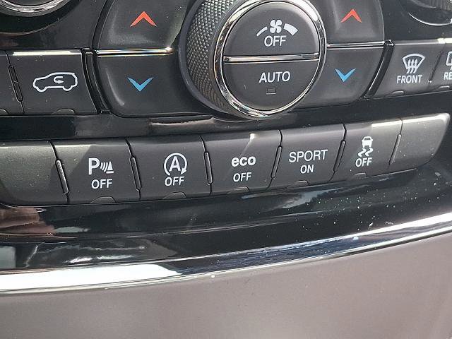 Used 2019 Jeep Grand Cherokee Overland image 25