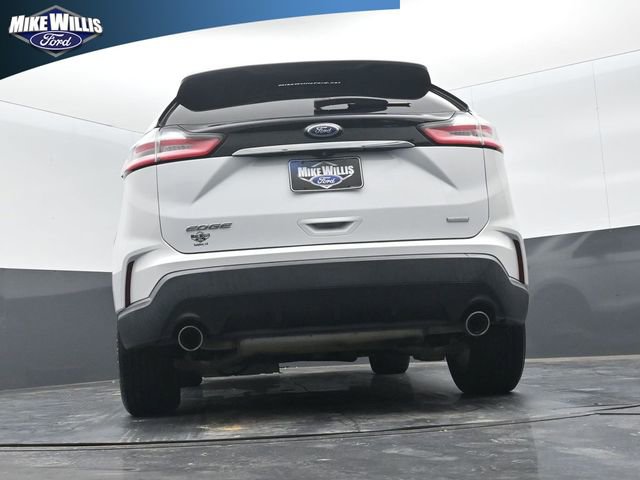 Certified 2019 Ford Edge SE FWD image 22