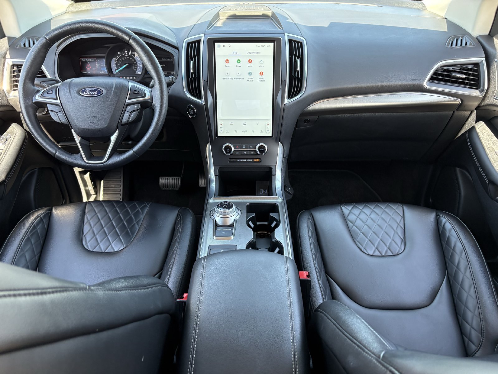 Certified 2024 Ford Edge Titanium AWD/4WD image 18