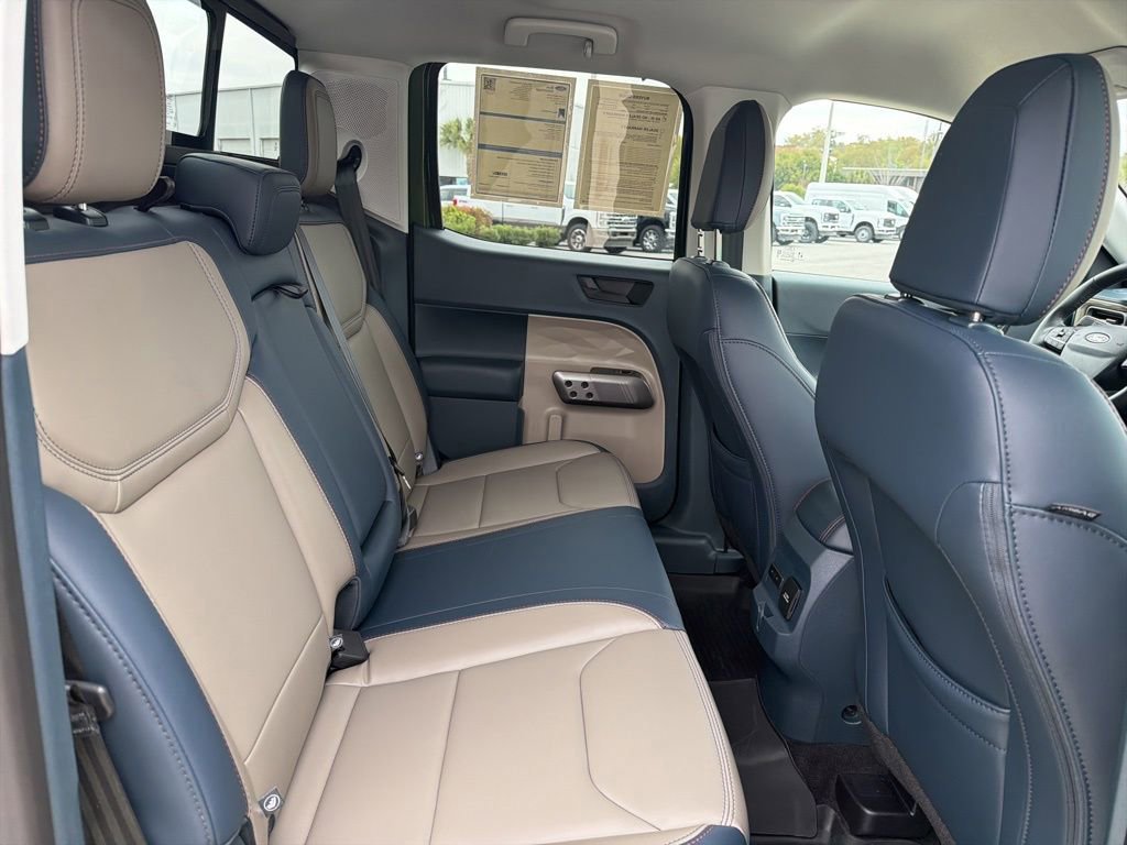 Certified 2025 Ford Maverick Lariat image 24