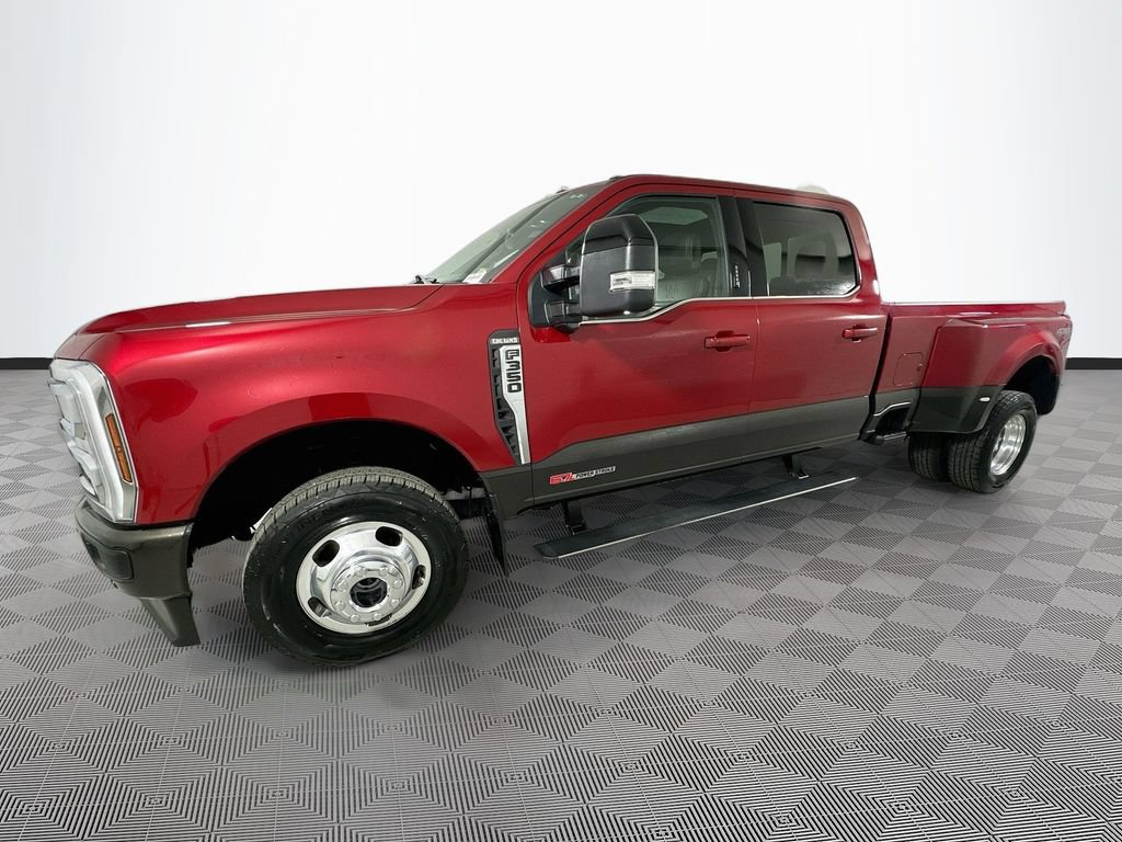 Certified 2024 Ford F350 King Ranch AWD/4WD image 4