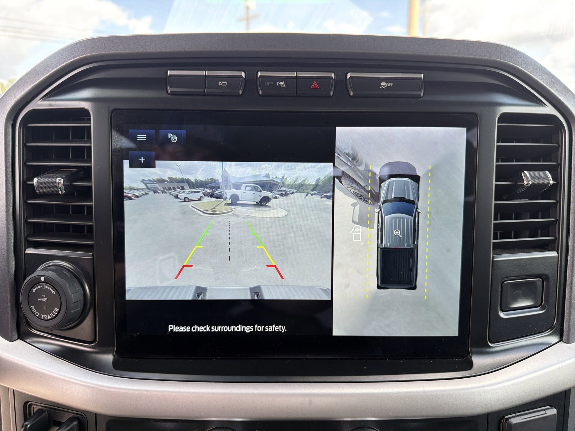 Certified 2022 Ford F150 XLT w/ Equipment Group 302A High image 11