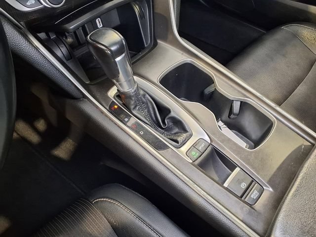 Used 2018 Honda Accord Sport image 11