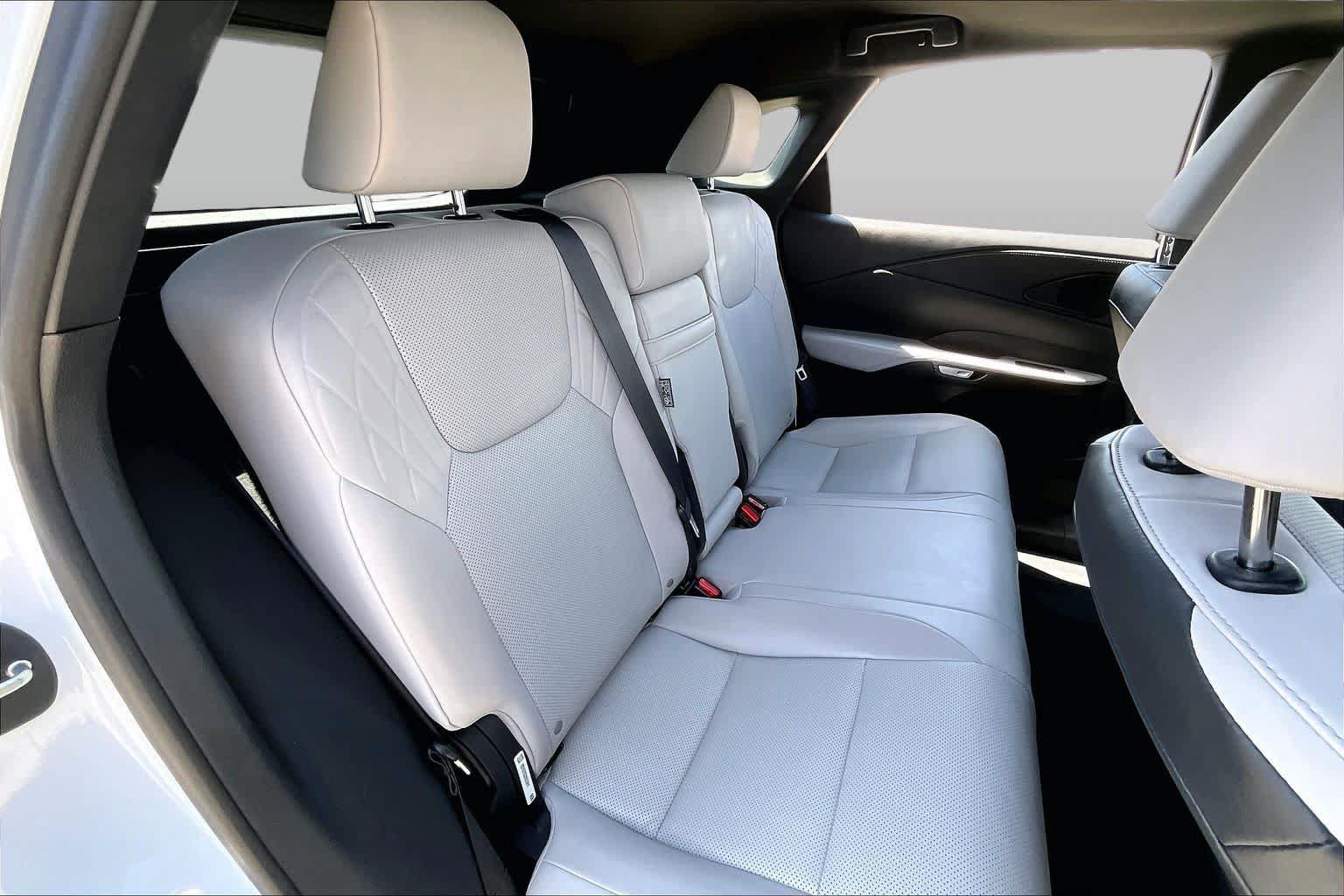 Used 2025 Lexus RX 350 F Sport w/ Convenience Package AWD/4WD image 20