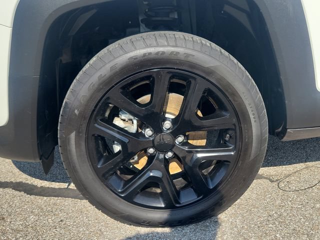 Used 2023 Jeep Renegade Altitude AWD/4WD image 9