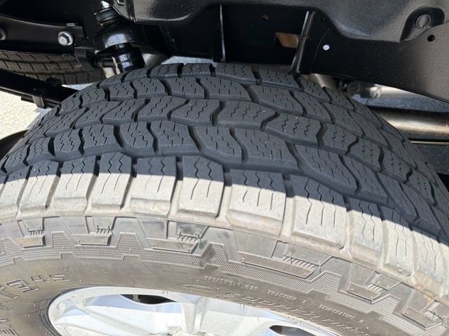 Used 2020 Toyota Tundra SR5 w/ SR5 Upgrade Package AWD/4WD image 28