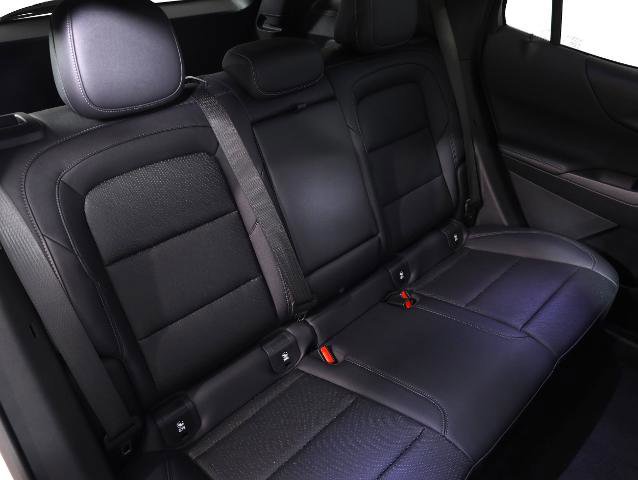 Used 2025 Chevrolet Equinox LT w/ Convenience Package II image 9