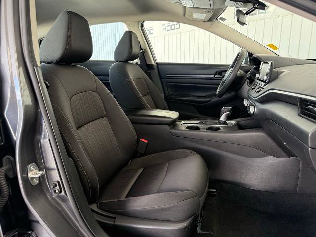 Used 2024 Nissan Altima 2.5 S FWD image 7